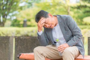 男性にも更年期がある？50代から知っておきたい症状と対策